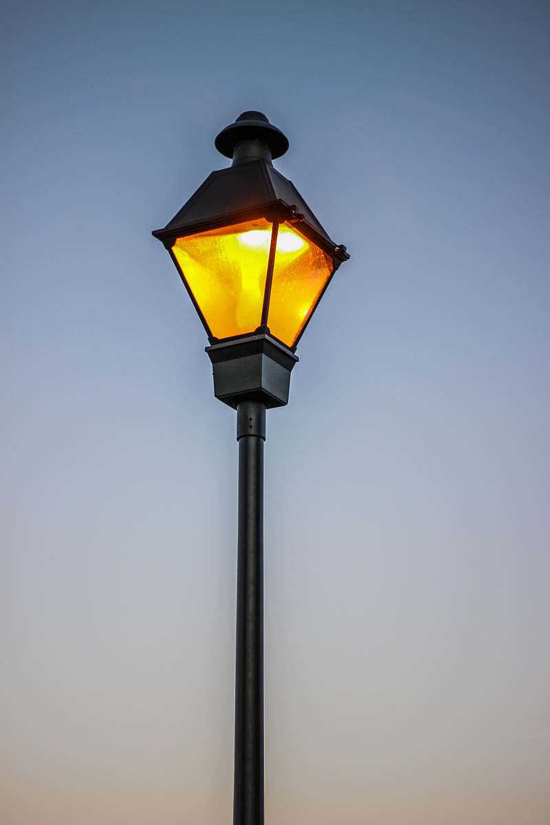 lamp post architectural photography of street lamp pole